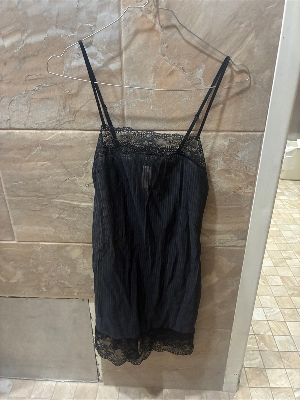 Adoreme women’s xs black nightie